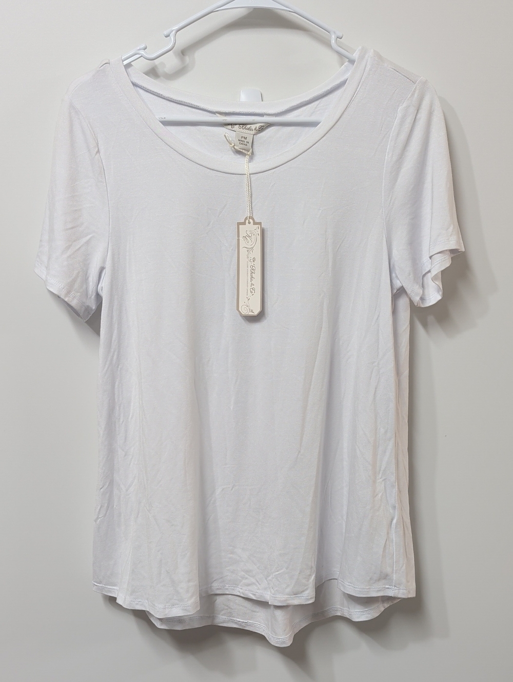 Khaki & Co White Scoop Neck Pleat Back Asymmetrical Hem T-Shirt